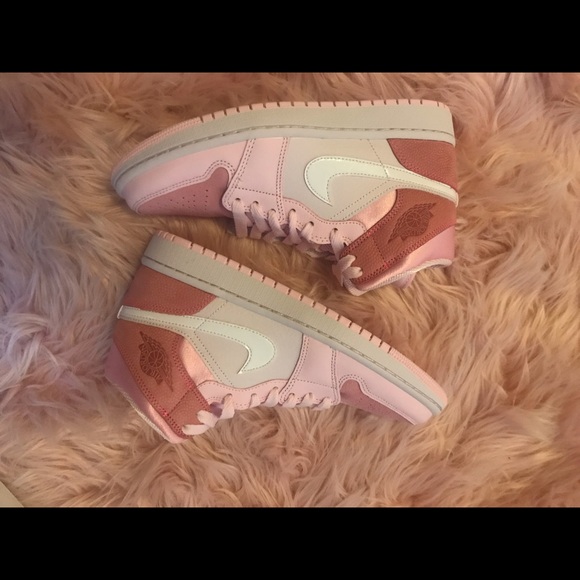 AJ1 Mid Digital Pink - Picture 5 of 6